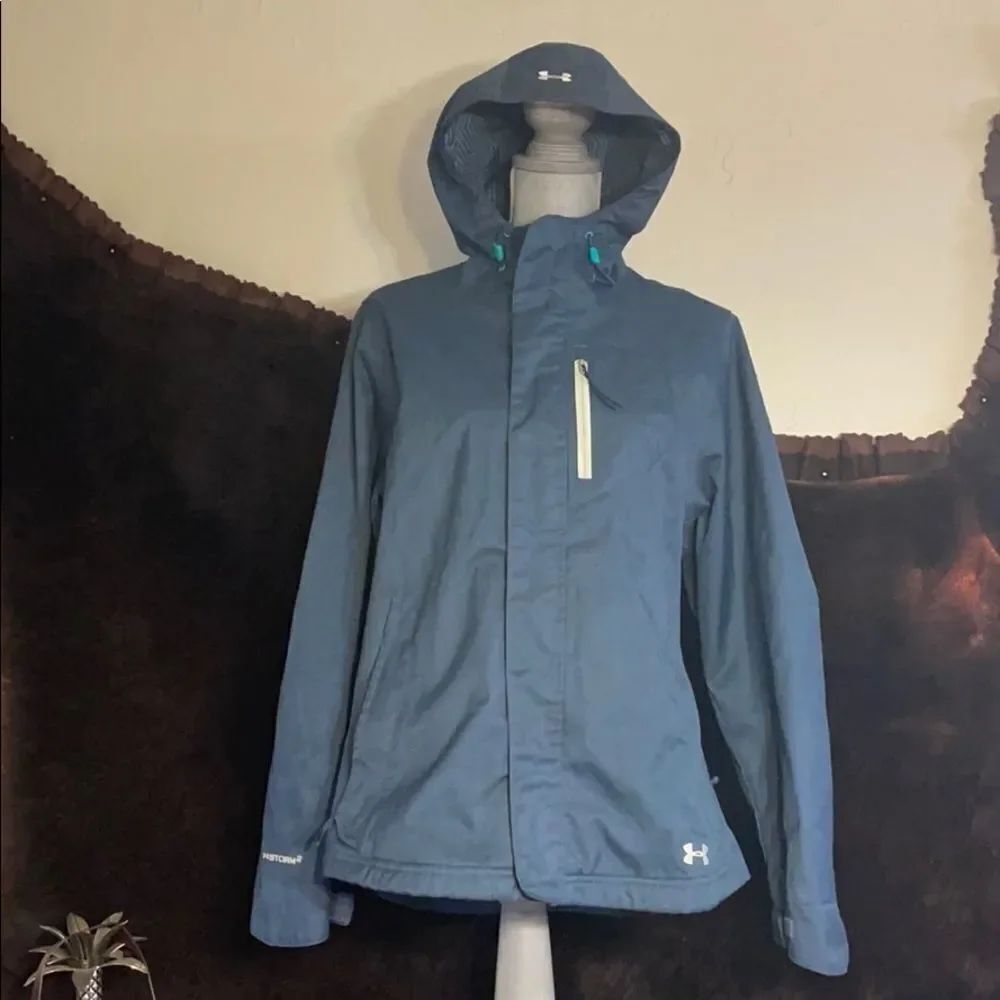 Under Armour jacket M (3590)
